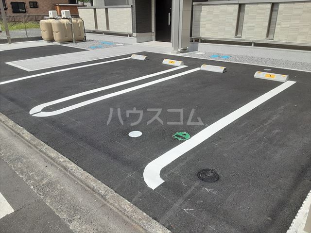 22/29 駐車場
