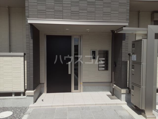 21/29 エントランス