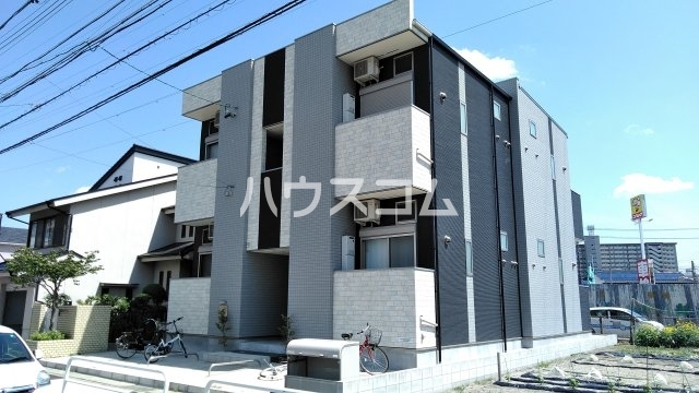 14/19 エントランス