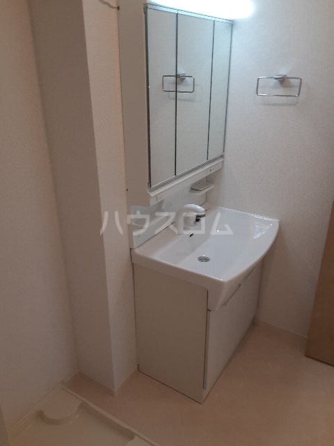 14/30 洗面