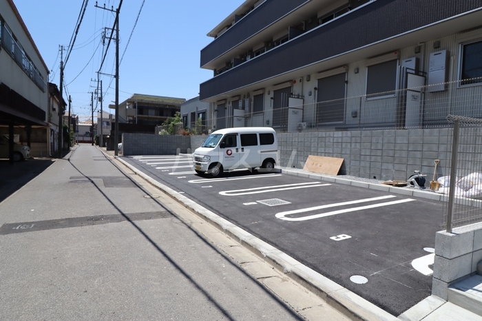 24/25 駐車場