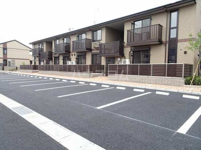 17/19 駐車場