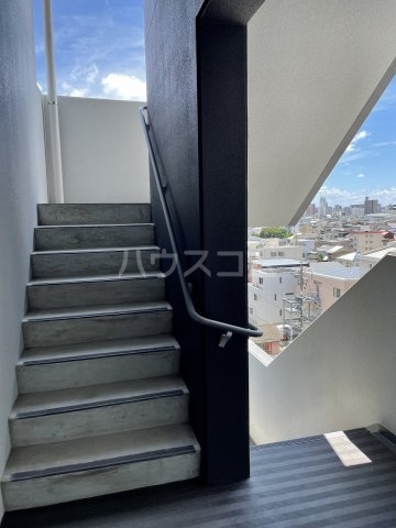 19/30 バルコニー