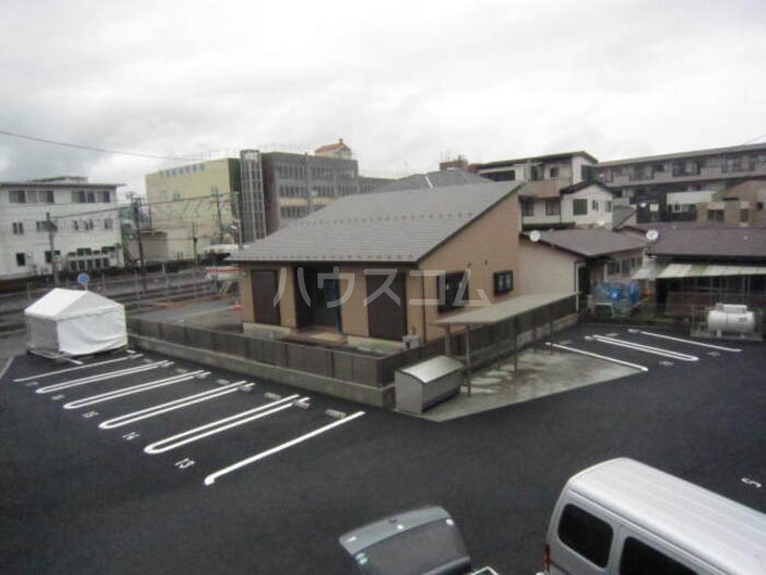 3/3 駐車場
