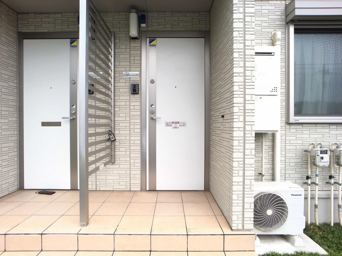 18/26 エントランス