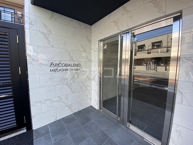 19/23 エントランス