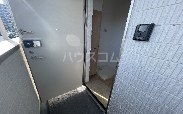 3/4 エントランス