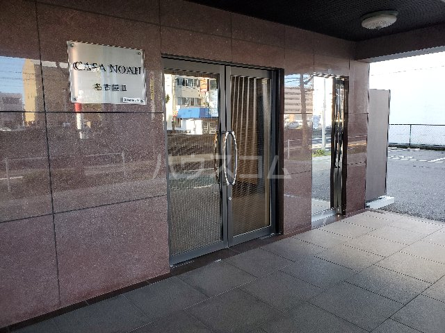 20/28 エントランス