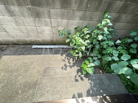 23/30 バルコニー