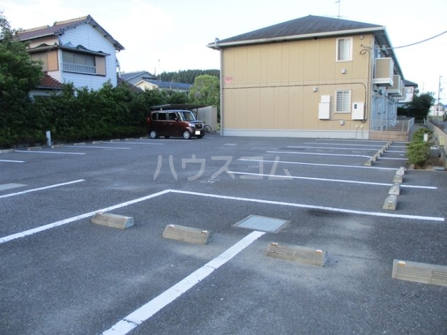 17/20 駐車場