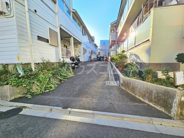 21/24 エントランス