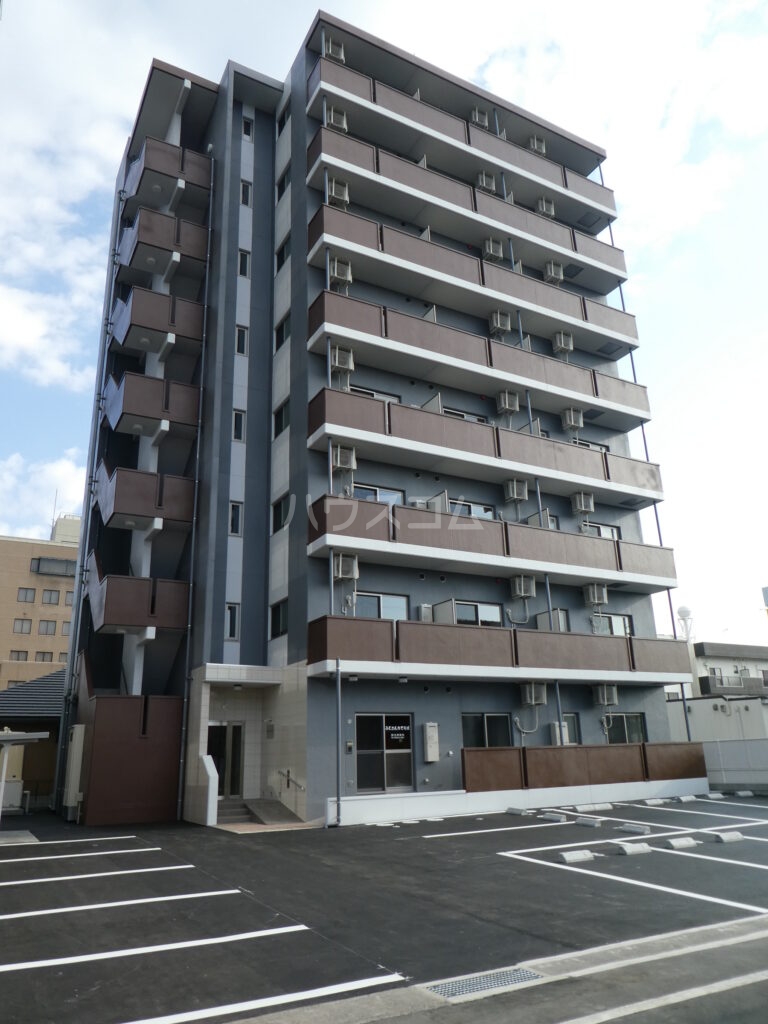 1/6 外観