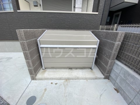 17/28 エントランス