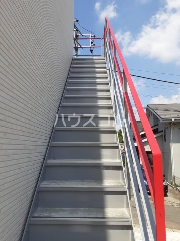 20/30 エントランス