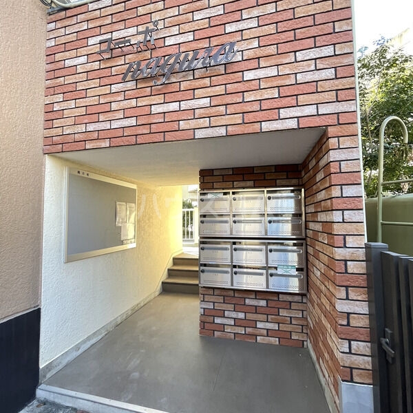 15/25 エントランス