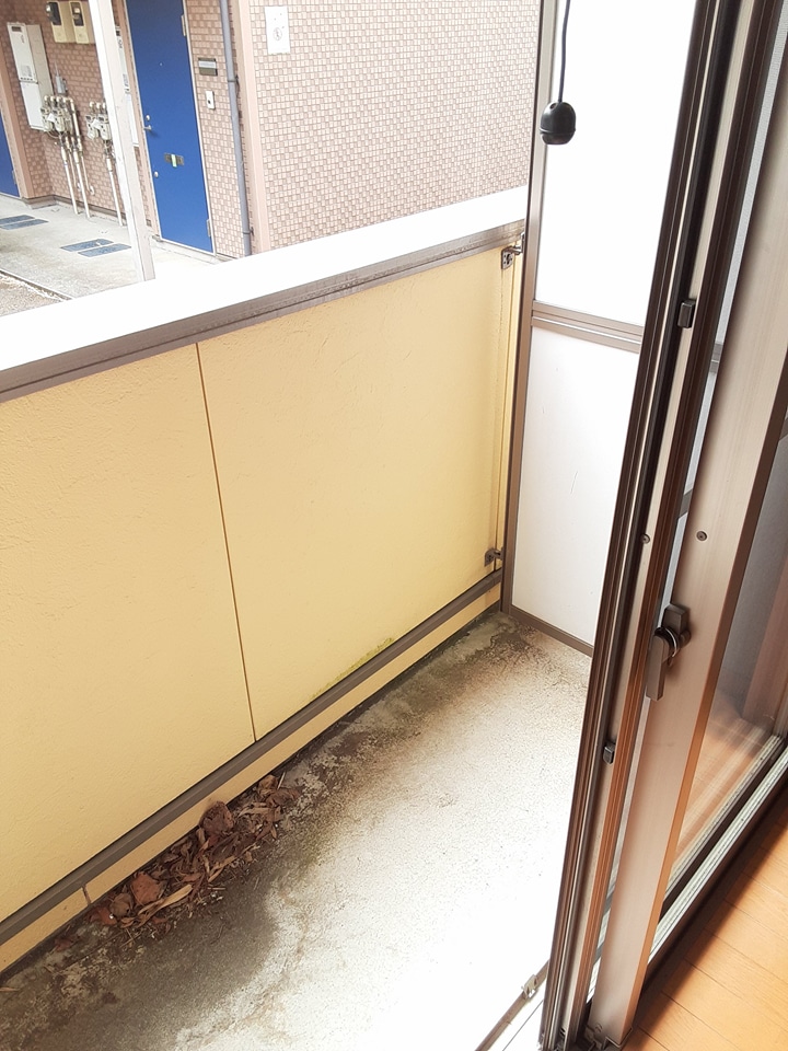 13/23 バルコニー