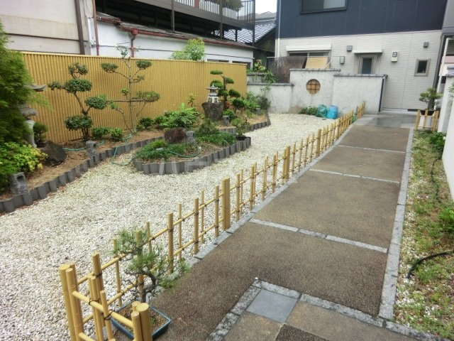 13/15 エントランス