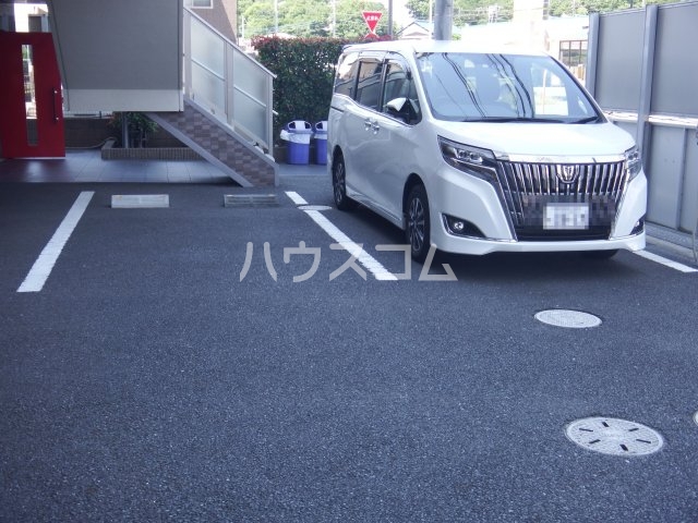22/30 駐車場