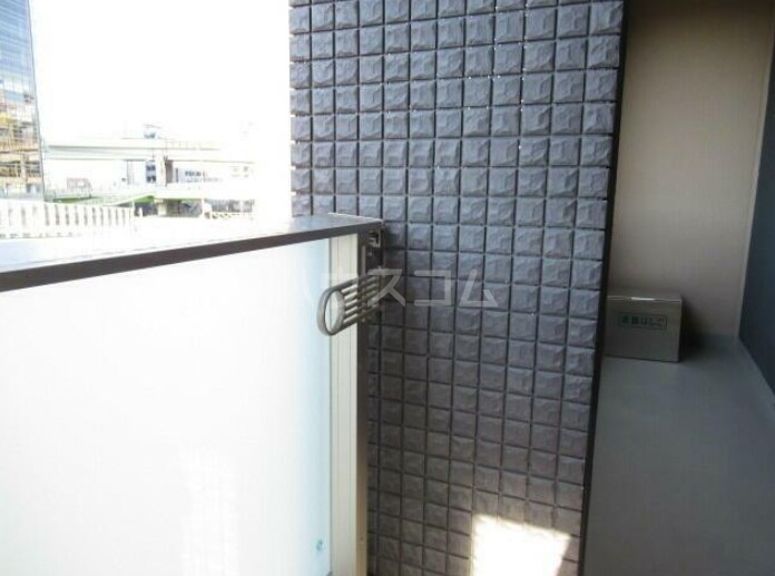 14/27 バルコニー