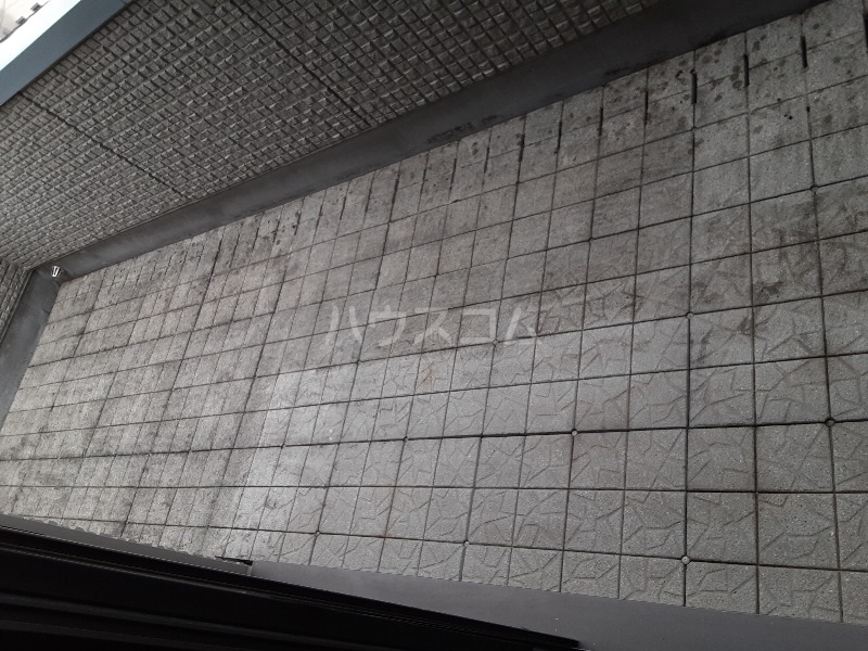 19/30 バルコニー