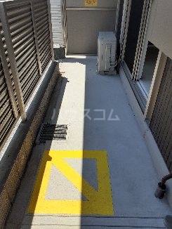 16/27 バルコニー