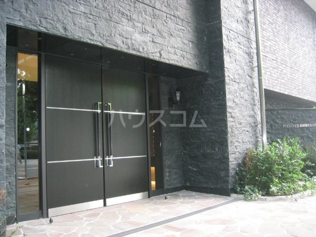 18/29 エントランス