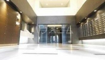 19/29 エントランス