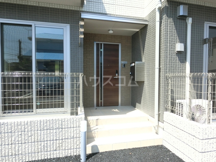 16/25 エントランス