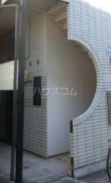 23/30 エントランス