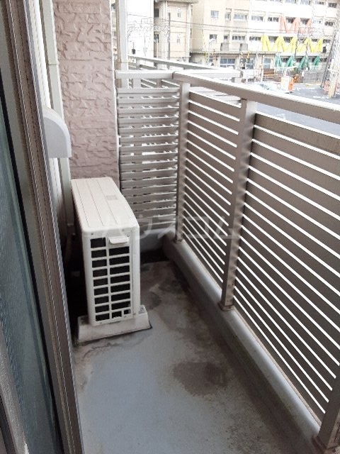 21/30 バルコニー