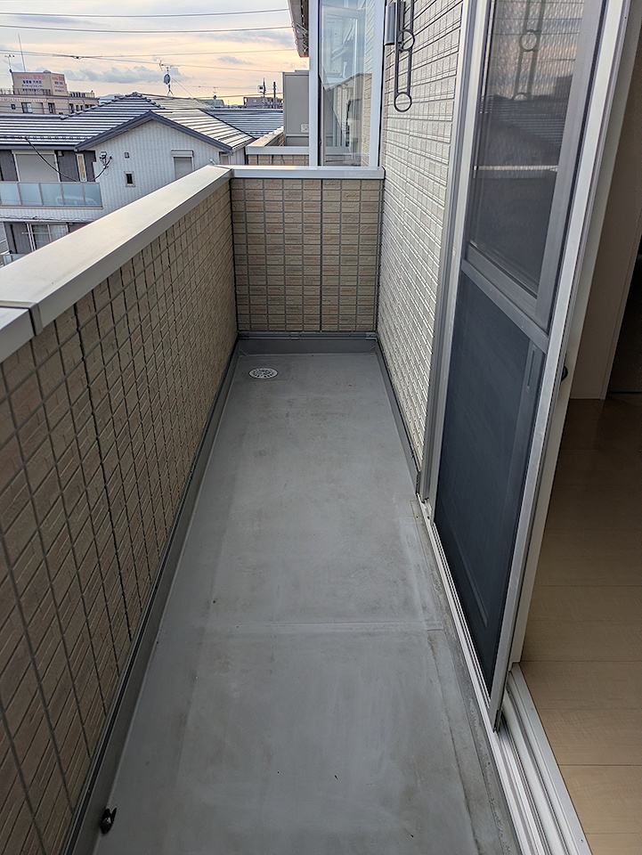 バルコニー