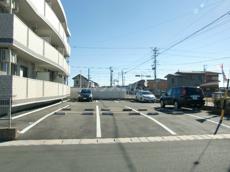 19/21 駐車場