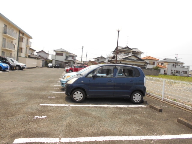 20/21 駐車場