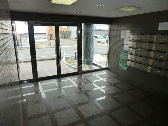 14/21 エントランス