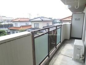 13/19 バルコニー