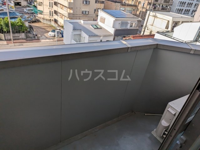 15/28 バルコニー