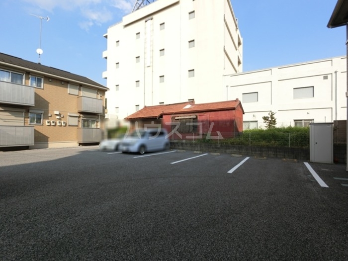 22/30 駐車場