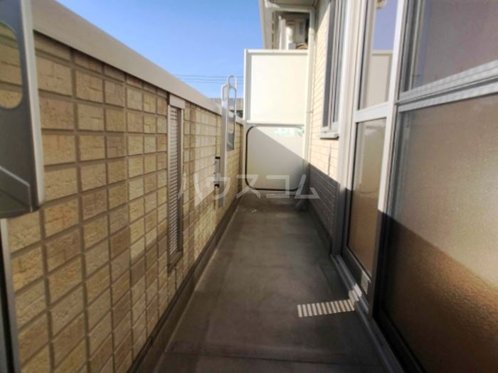 13/23 バルコニー