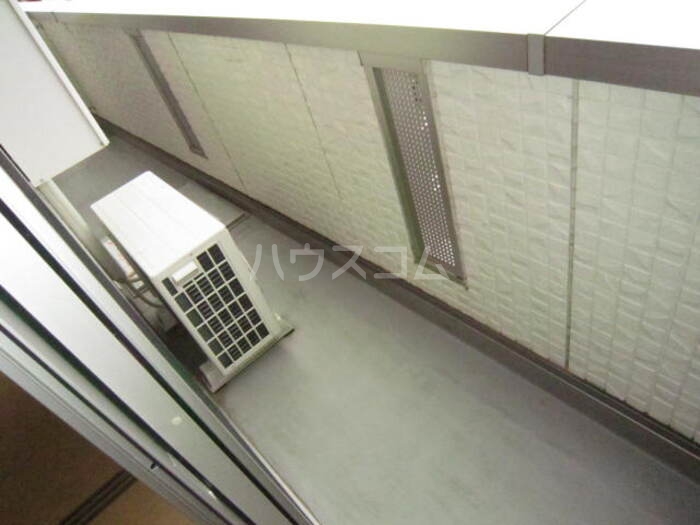 17/28 バルコニー