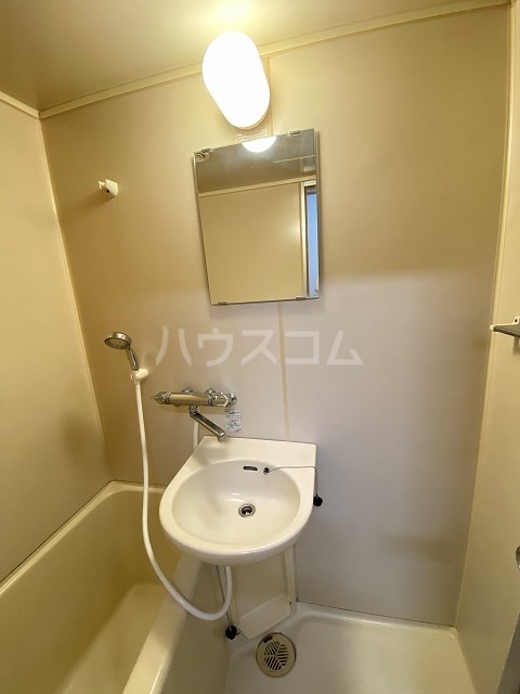 16/30 洗面