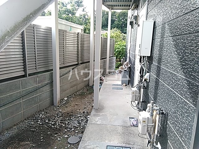 2/4 エントランス