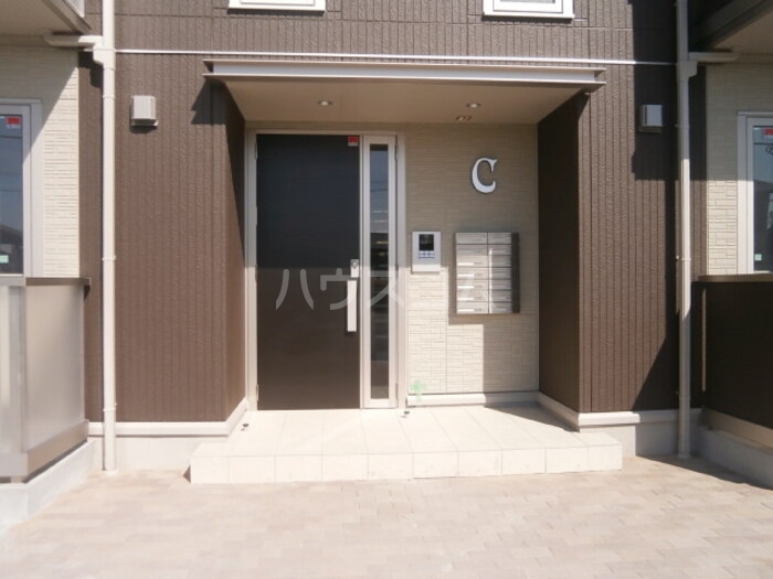 20/29 エントランス