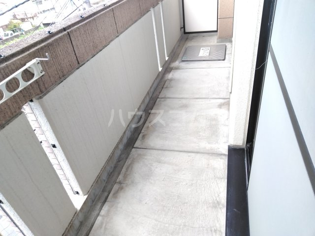 15/28 バルコニー