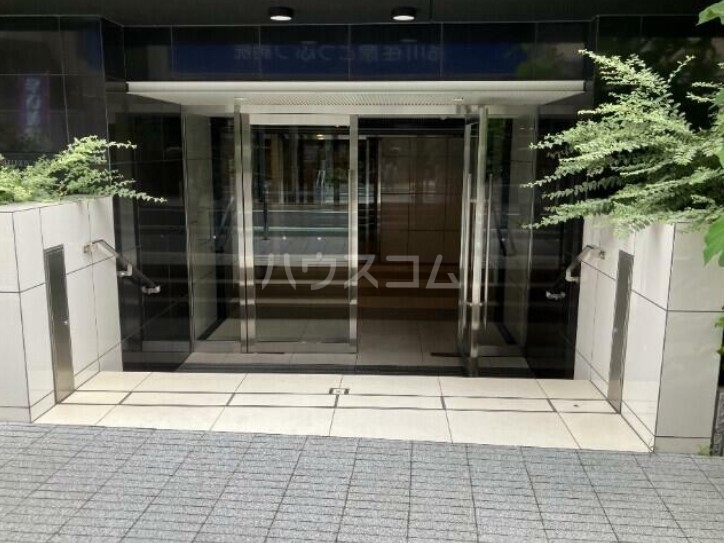 19/21 エントランス