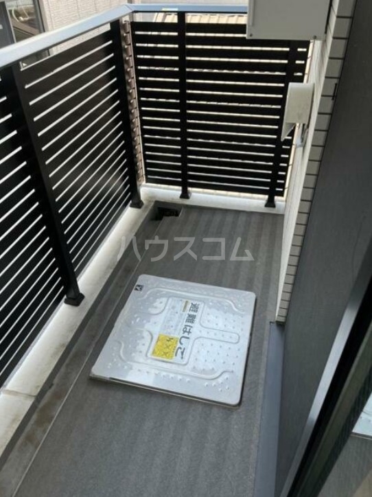 13/21 バルコニー