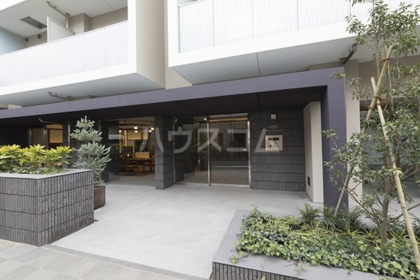 19/29 エントランス