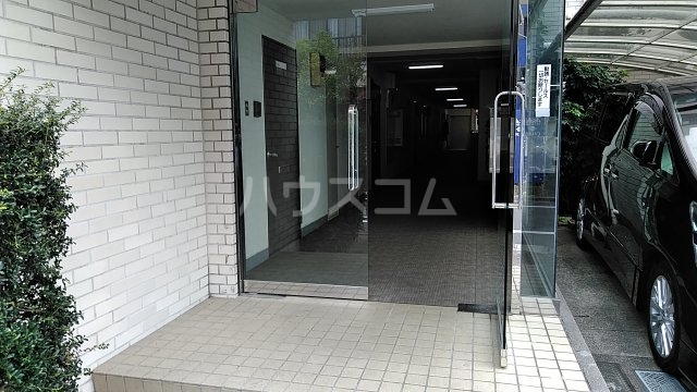 3/5 エントランス