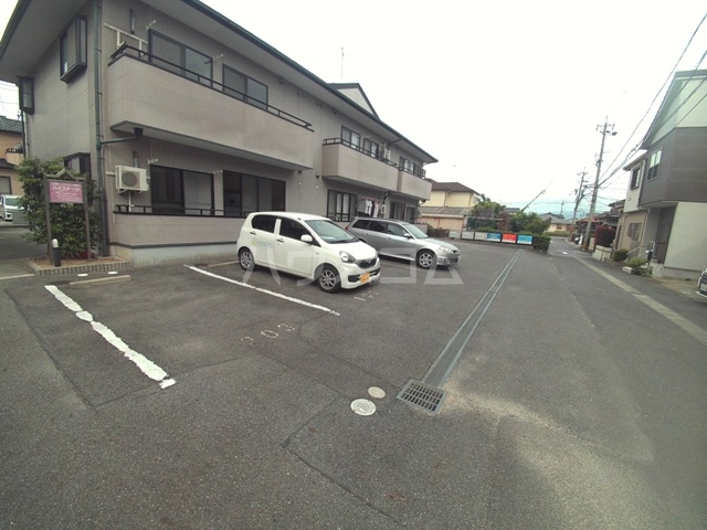 26/30 駐車場