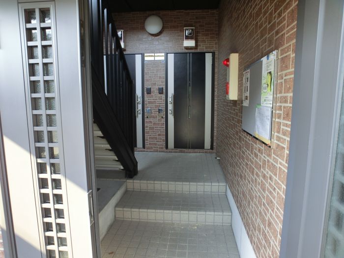 2/3 エントランス