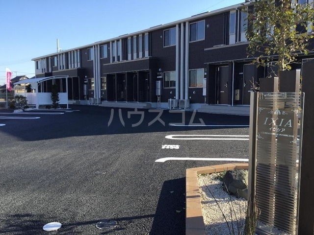 22/28 駐車場